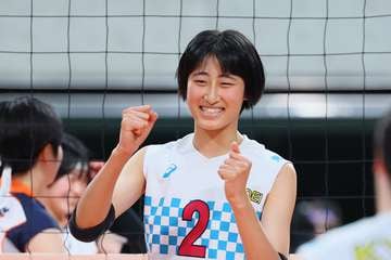 バレー女子代表 大友愛さんの長女秋本美空が初選出「日の丸を付けて活躍する姿見たい」眞鍋監督 - バレーボール :