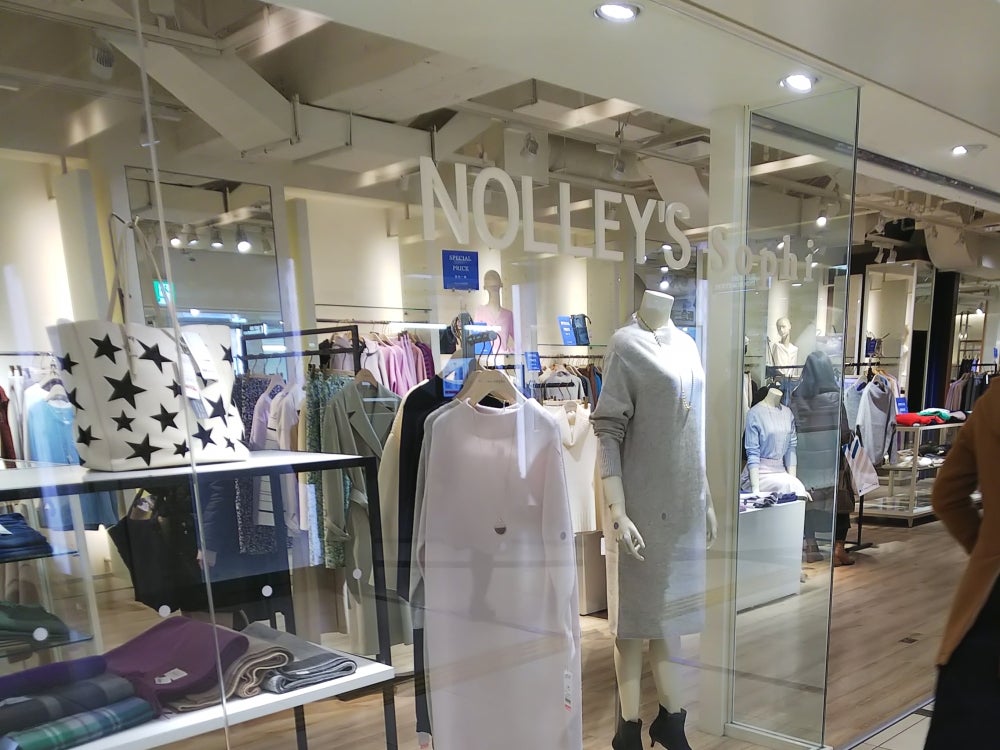 Miho(ノーリーズ梅田大丸店)｜NOLLEY'S Sophiのその他パンツを使ったコーディネート - WEAR