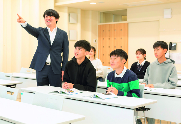 学校法人三幸学園 飛鳥未来きずな高等学校｜納入実績｜アイリスチトセ株式会社