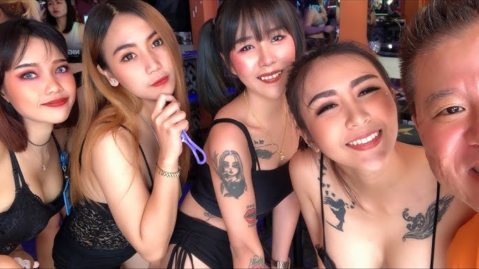 パタヤビーチロード沿いの新しいナイトマーケット、Cahng Beach PartyとPattaya Beach Market